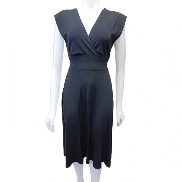 Ricki’s  Black Midi Stretch Short Sleeve Dress Size Medium - Picture 1 of 10
